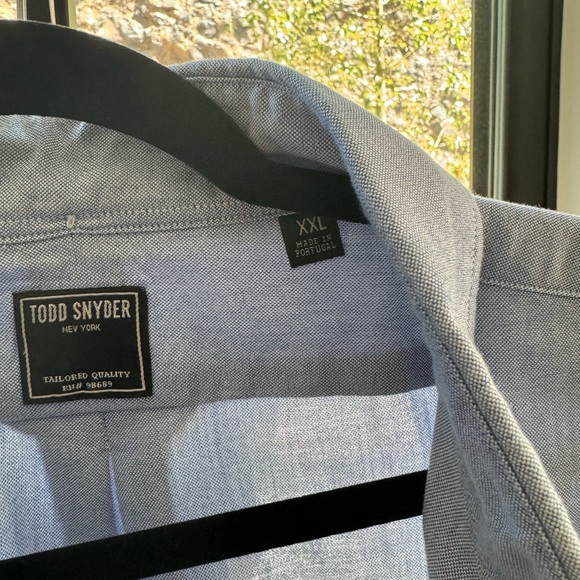 TODD SNYDER I SLIM FIT SUMMERWEIGHT FAVORITE SHIRT IN CHAMBRAY BLUE - Picture 9 of 9